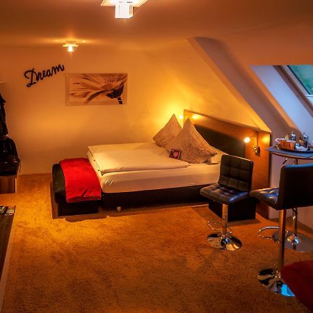 Gaestezimmer Im Haus Am Wald ฟรอยเดนชตัดท์ ภายนอก รูปภาพ