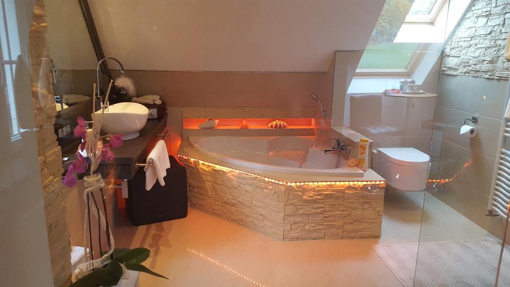 Gaestezimmer Im Haus Am Wald ฟรอยเดนชตัดท์ ภายนอก รูปภาพ